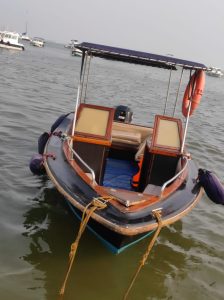 Lancer 19 Speedboat on Charter in Mumbai