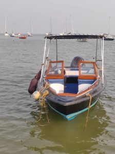 Lancer 21 Speedboat on Charter in Mumbai