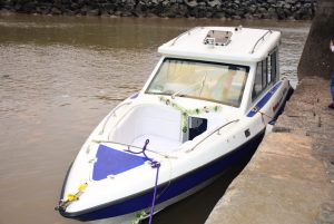 Mahindra Odyssea 33 Speedboat on Charter in Mumbai